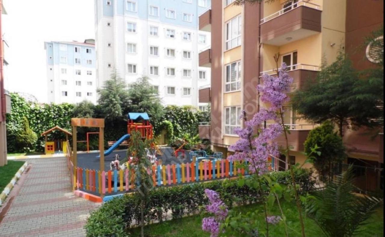 Umraniye-istanbul * Provincia di Istanbul